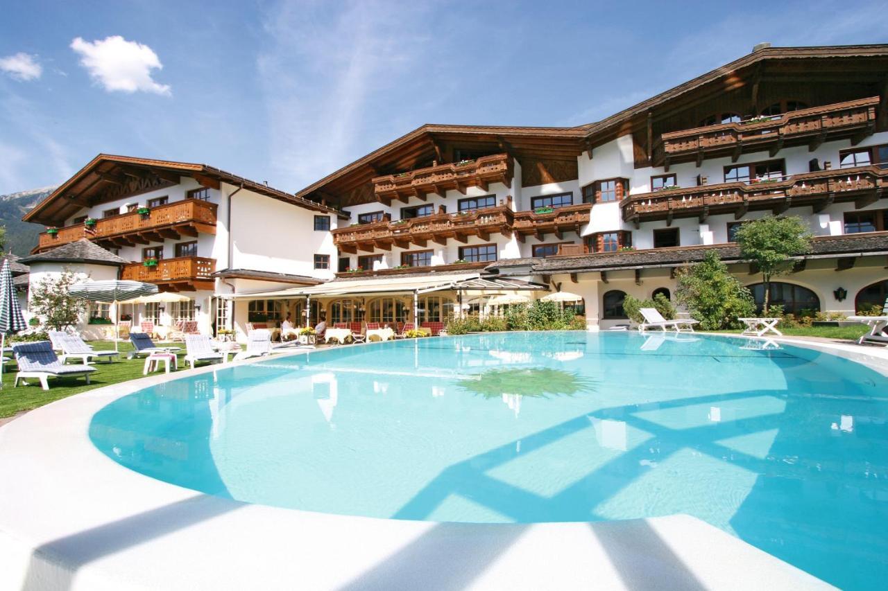 Hotel Tirolerhof - Familotel Zugspitze Ервалд Екстериор снимка