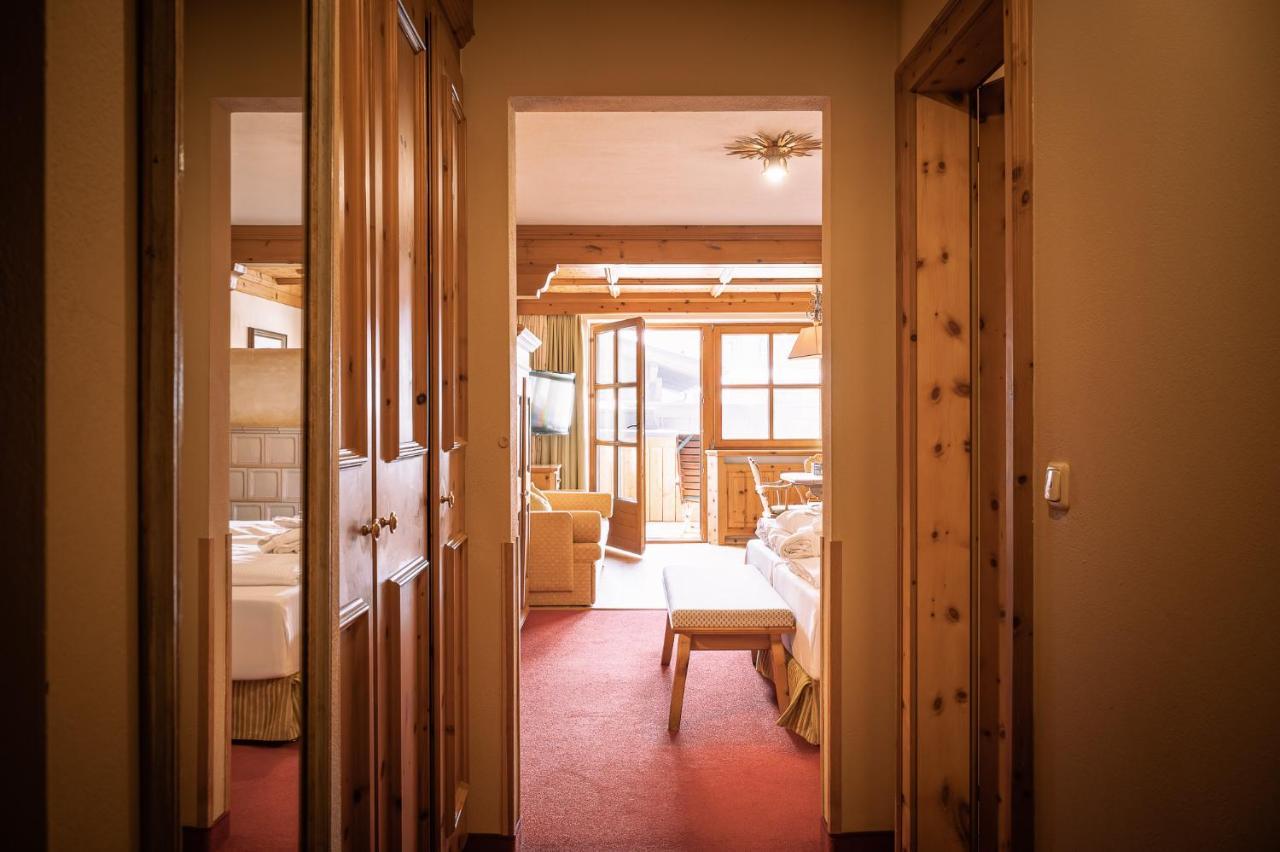 Hotel Tirolerhof - Familotel Zugspitze Ервалд Екстериор снимка