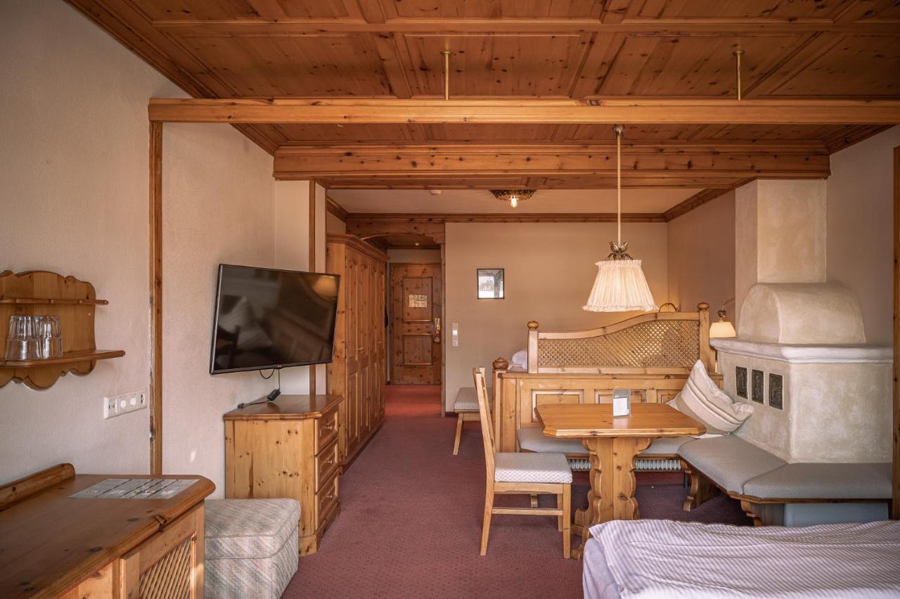 Hotel Tirolerhof - Familotel Zugspitze Ервалд Екстериор снимка