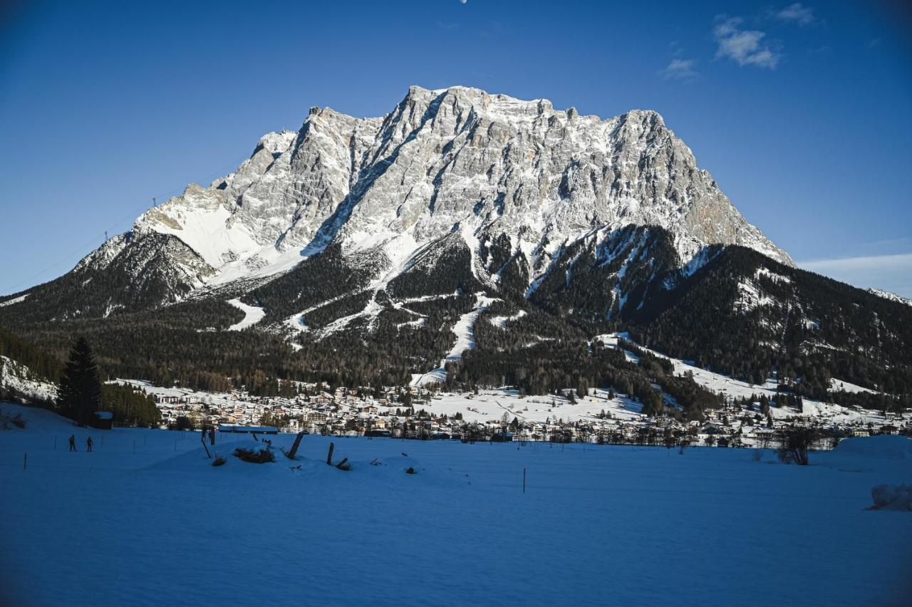 Hotel Tirolerhof - Familotel Zugspitze Ервалд Екстериор снимка